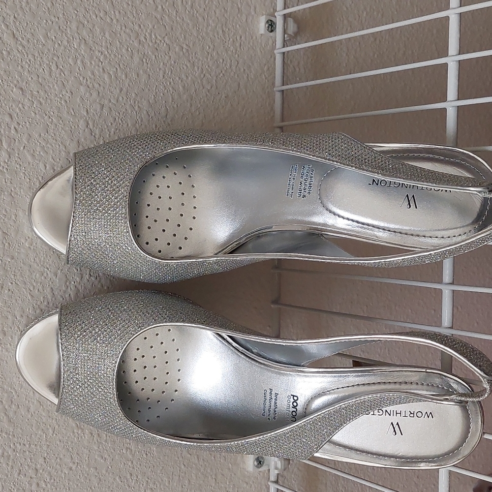 Open toes heels